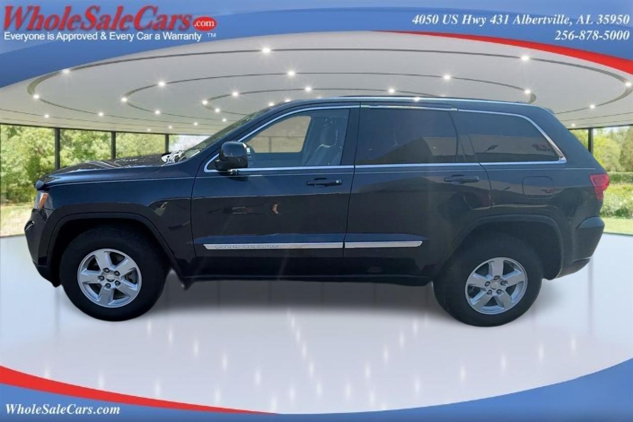 Jeep Grand Cherokee Laredo 4D SUV 4WD 2012