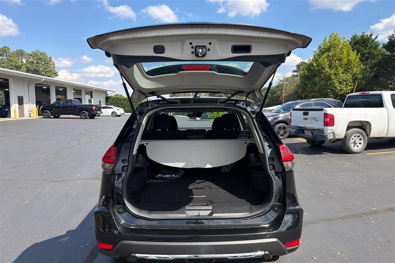 Nissan Rogue S 4D SUV FWD 2020