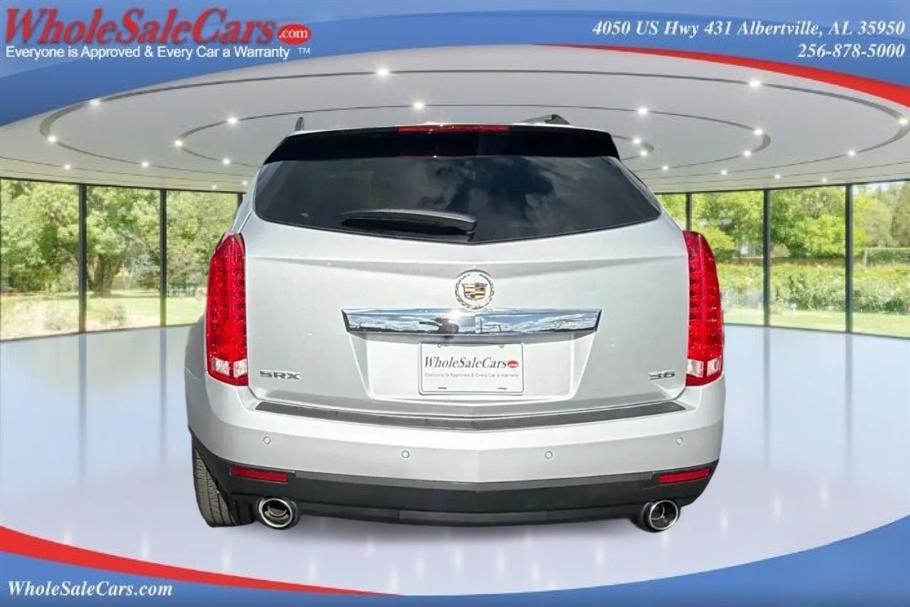 Cadillac SRX Premium 4D SUV FWD 2010