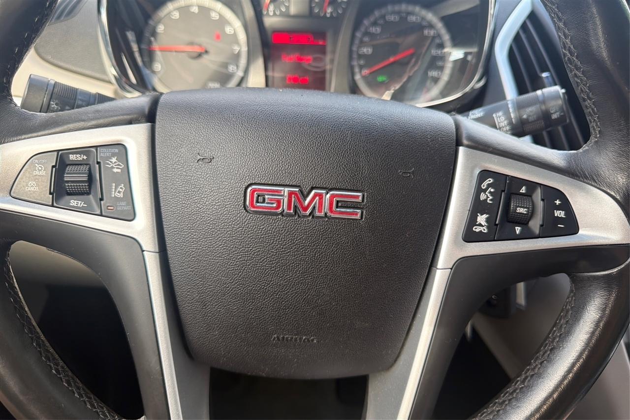 GMC Terrain SLE 4D SUV FWD 2013