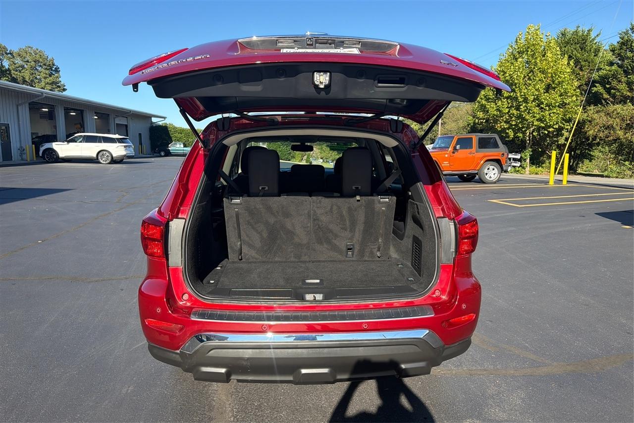 Nissan Pathfinder SV 4D SUV FWD 2019