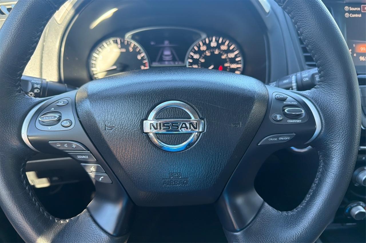 Nissan Pathfinder SV 4D SUV FWD 2019