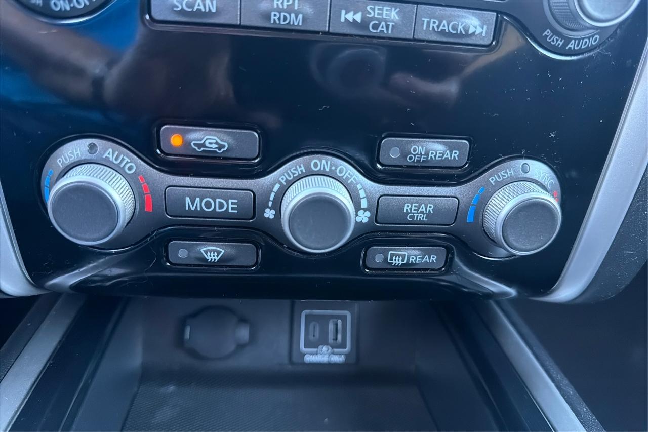 Nissan Pathfinder SV 4D SUV FWD 2019