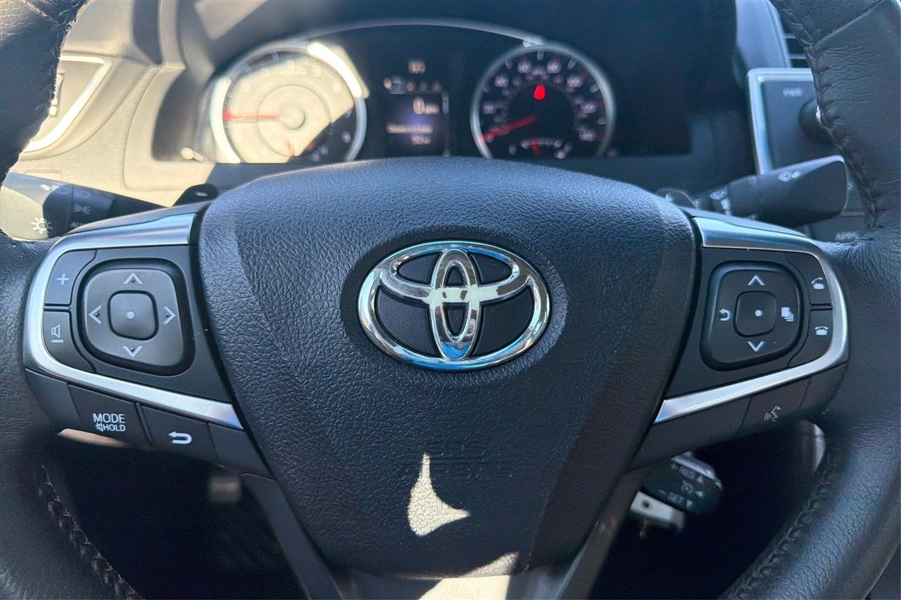 Toyota Camry XLE 4D Sedan 2017
