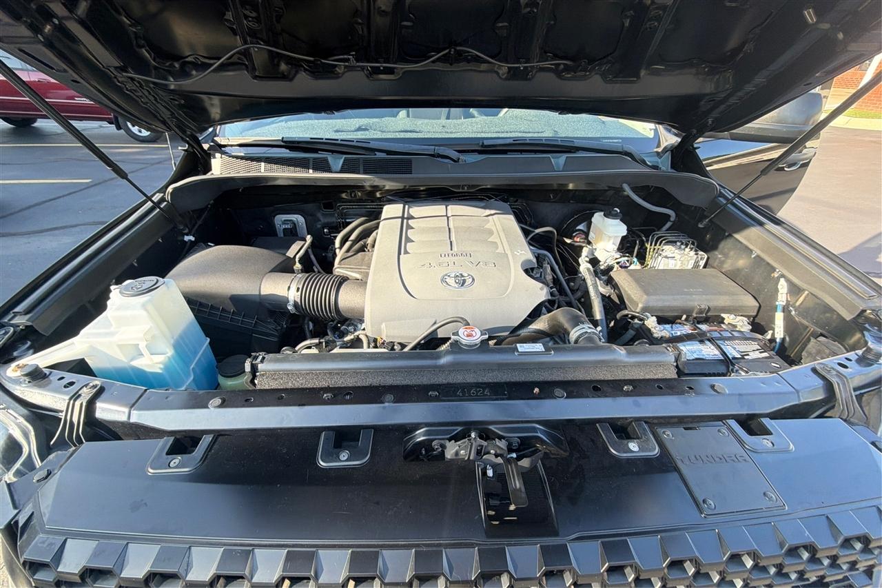 Toyota Tundra SR DblCab 4WD 4.6L V8 2019