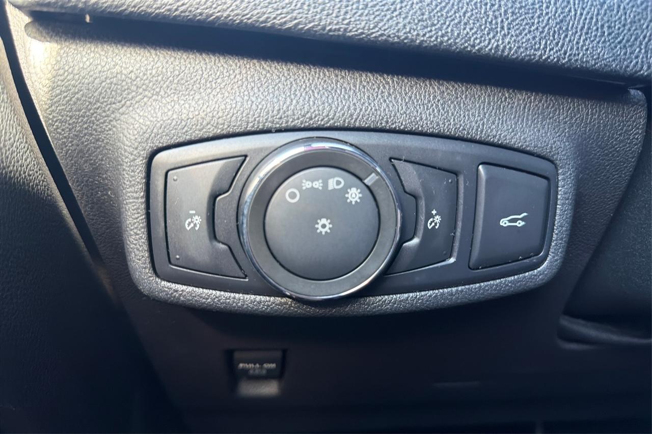 Lincoln MKC Reserve 4D SUV FWD 2017