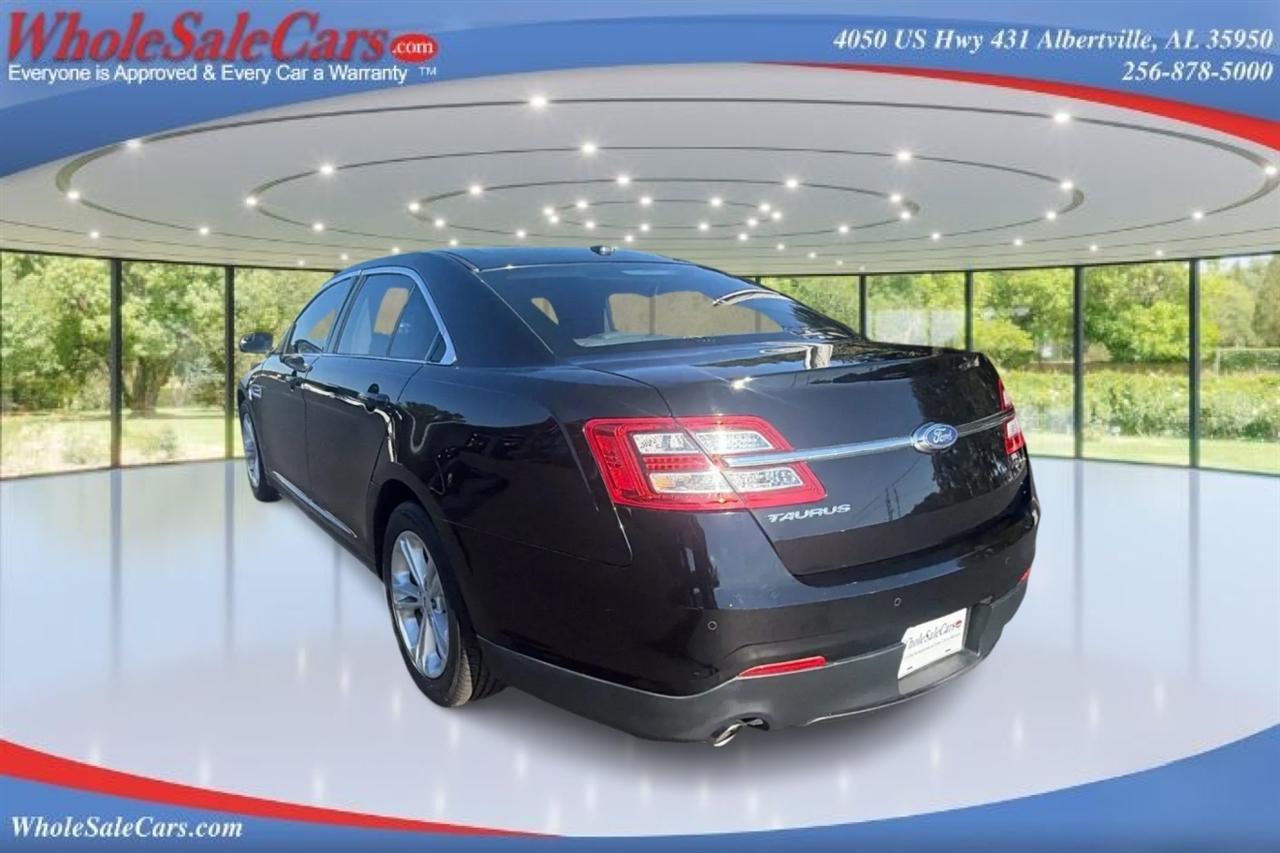 Ford Taurus SEL 4D Sedan 2017