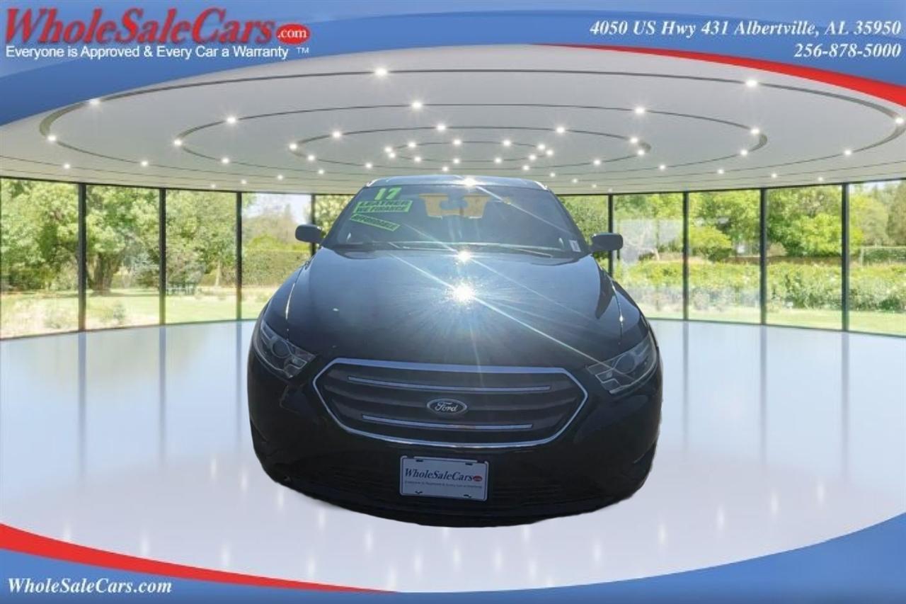 Ford Taurus SEL 4D Sedan 2017