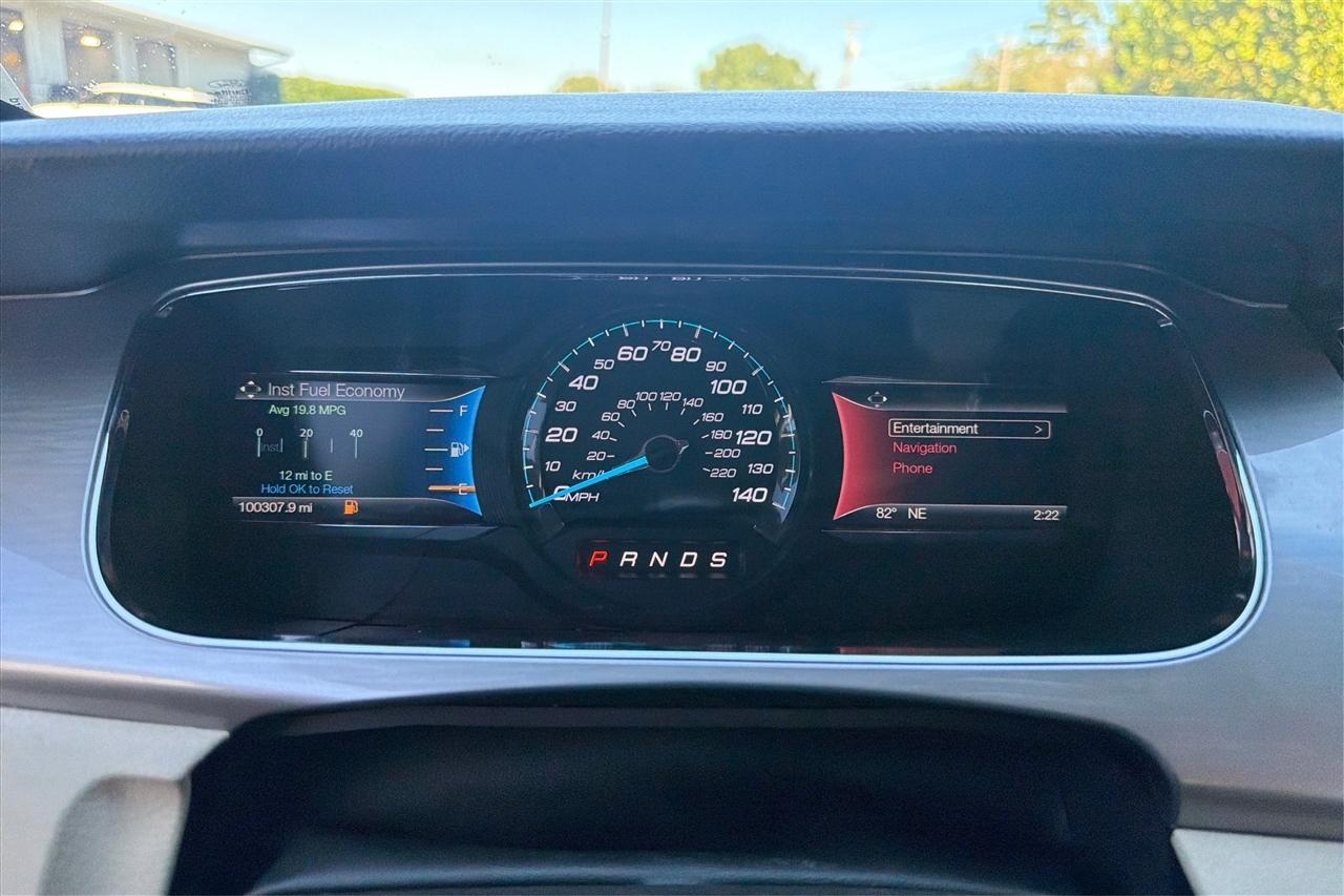 Ford Taurus SEL 4D Sedan 2017