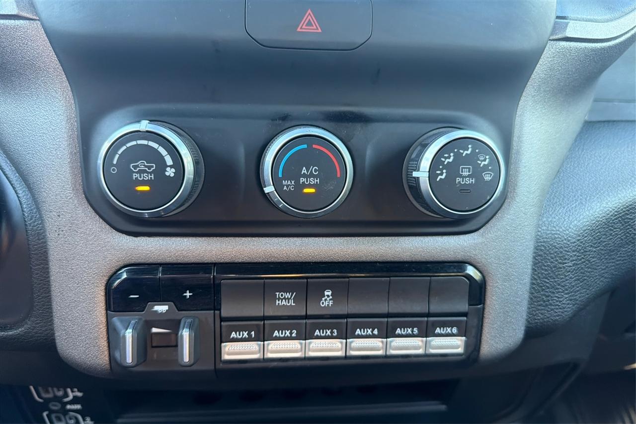 RAM 2500 Tradesman Crew Cab 2WD LWB 2024