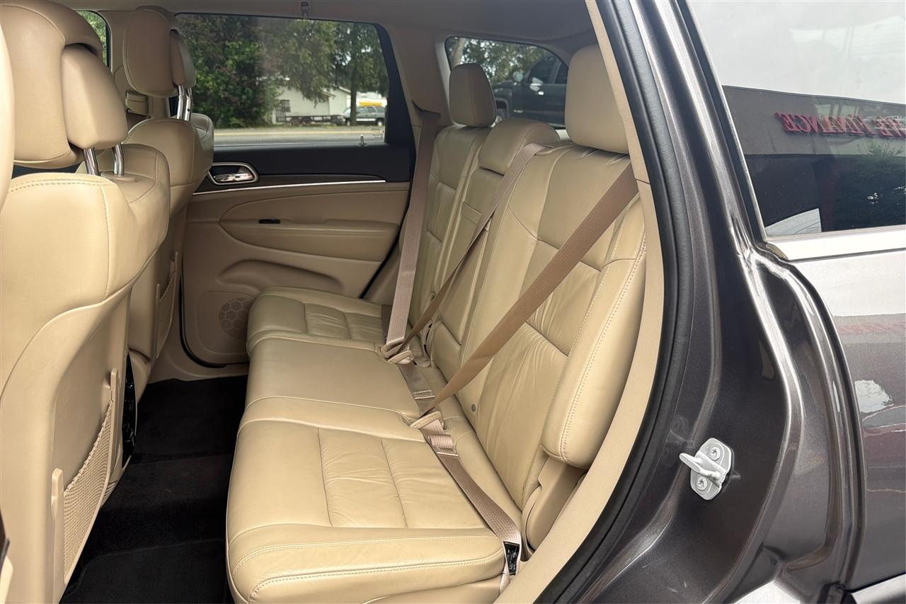 Jeep Grand Cherokee Limited 4D SUV RWD 2016