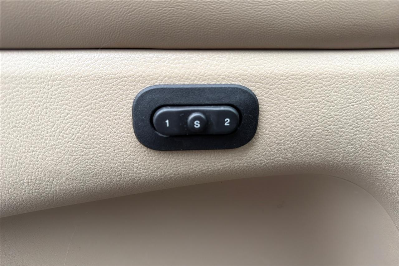 Jeep Grand Cherokee Limited 4D SUV RWD 2016
