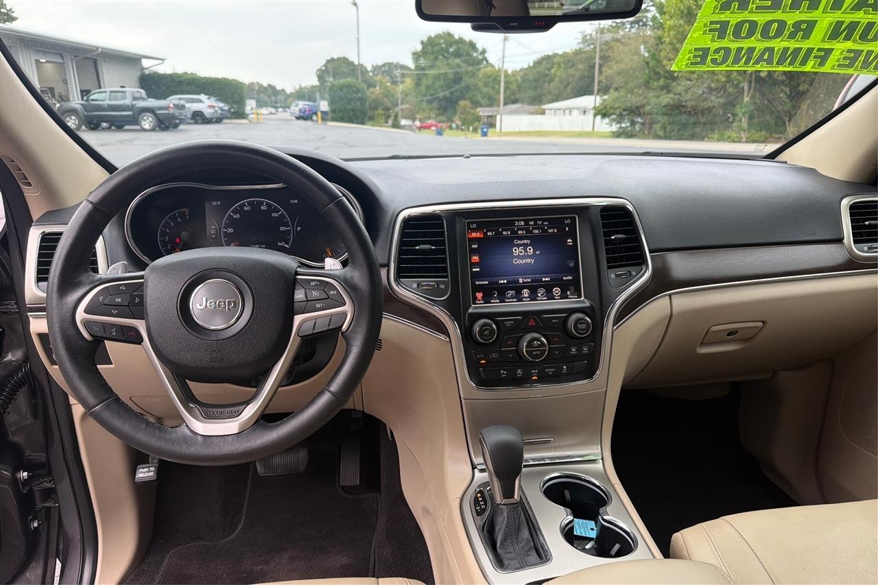 Jeep Grand Cherokee Limited 4D SUV RWD 2016