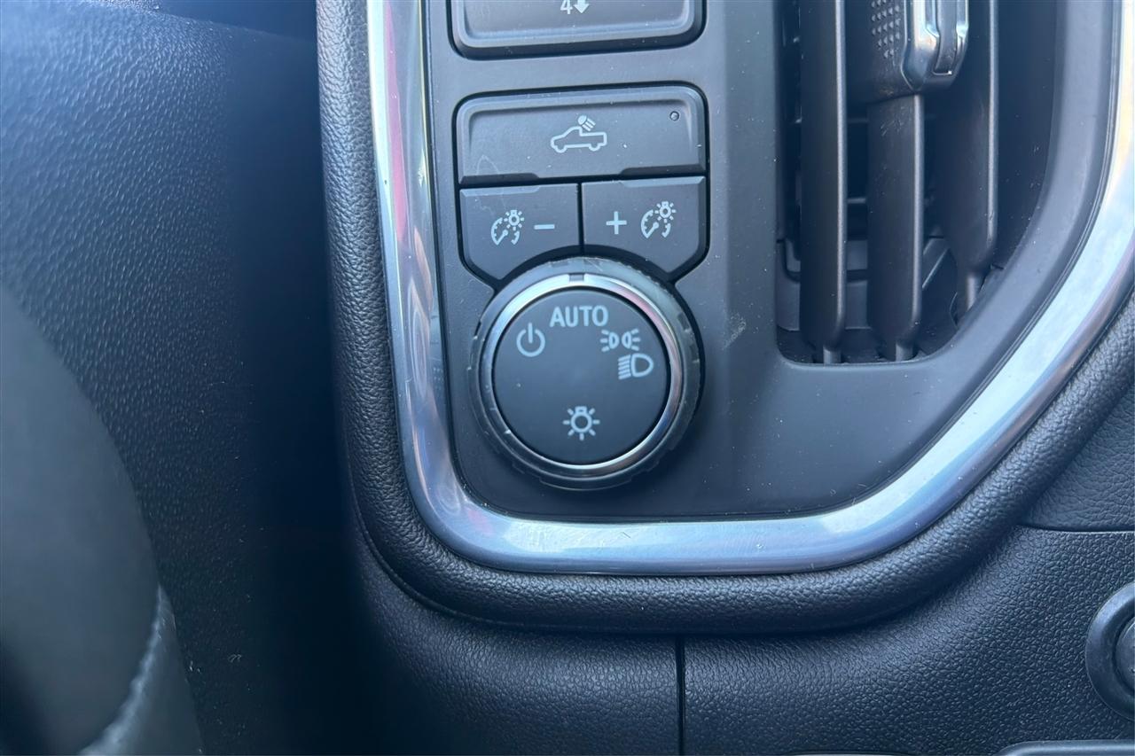 Chevrolet Silverado 2500 LT Crew Cab 4WD SWB 2022