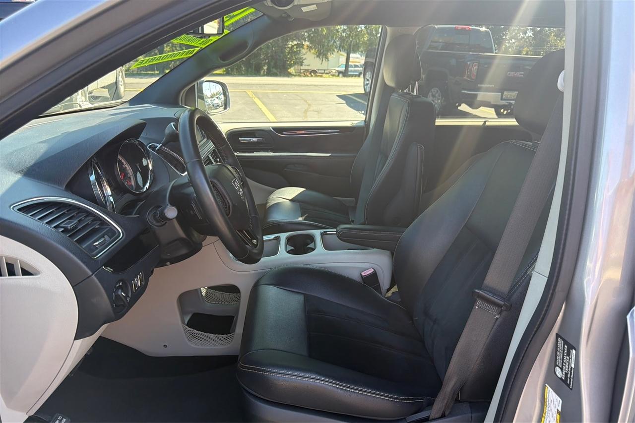 Dodge Grand Caravan SXT Wagon 2015