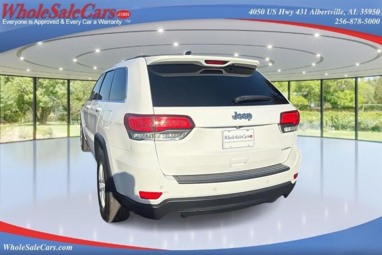 Jeep Grand Cherokee Laredo 4D SUV RWD 2021