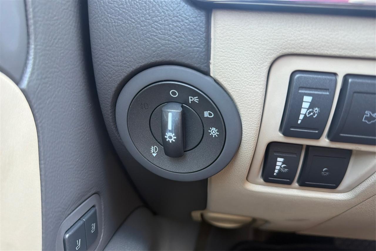 Lincoln MKZ Base 4D Sedan 2012