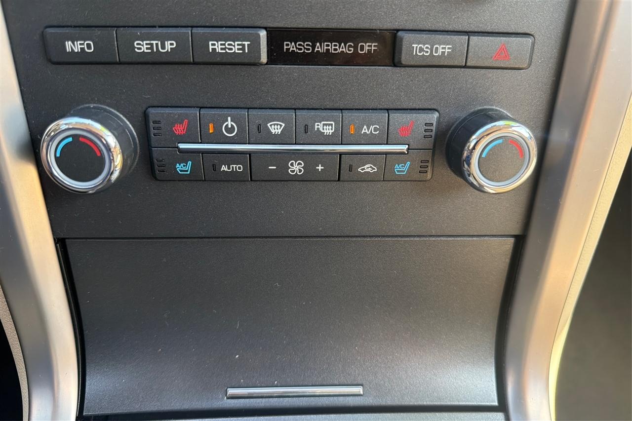 Lincoln MKZ Base 4D Sedan 2012