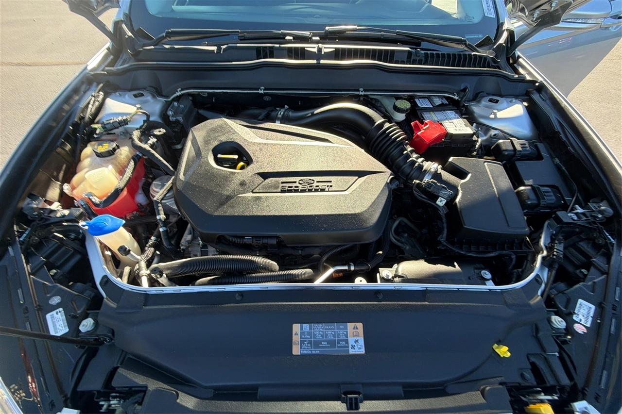 Ford Fusion SE 4D Sedan 2013