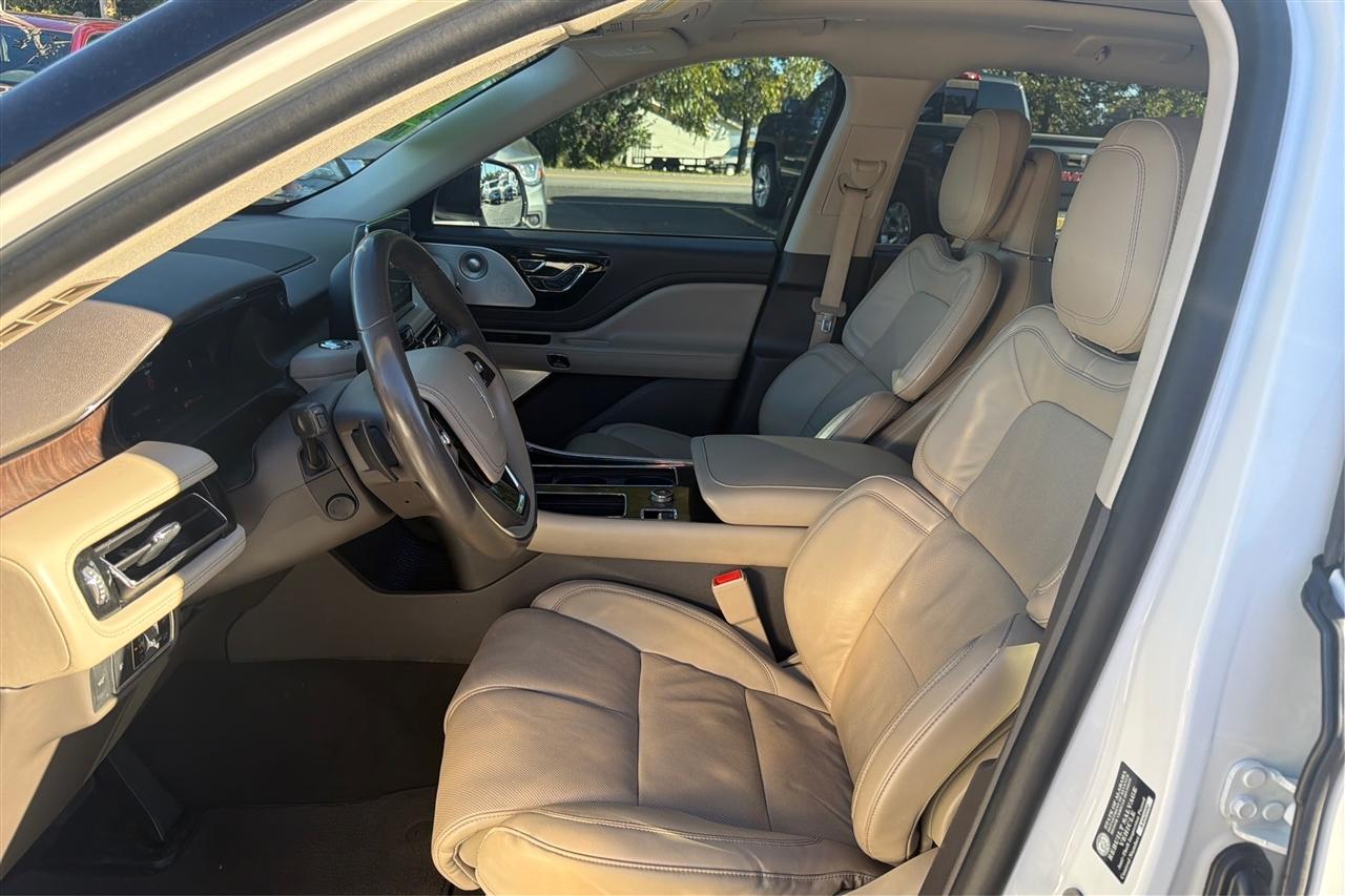 Lincoln Aviator Reserve 4D SUV RWD 2021