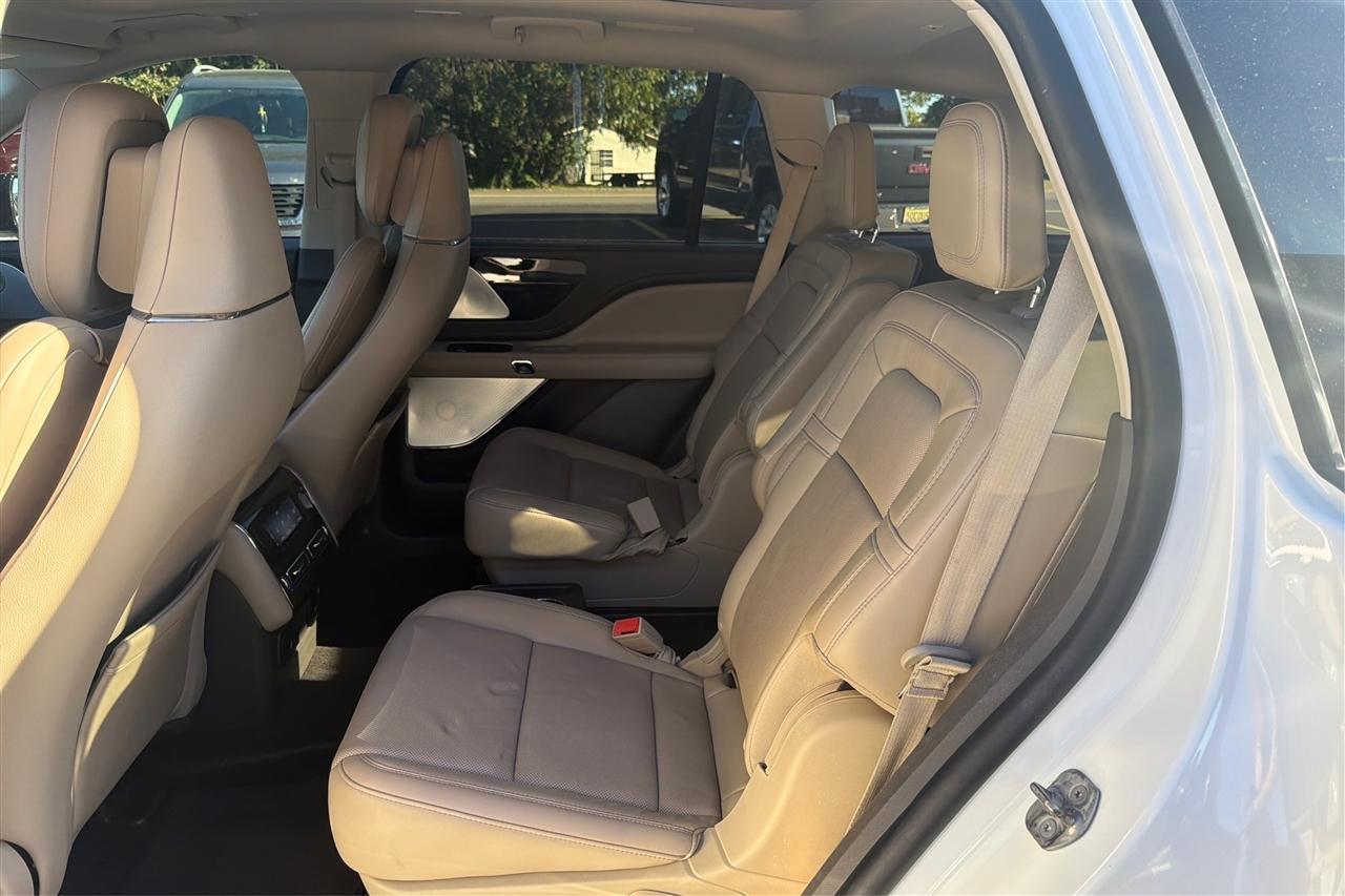 Lincoln Aviator Reserve 4D SUV RWD 2021