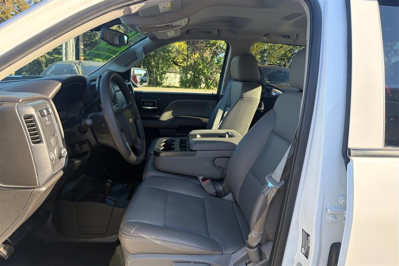 Chevrolet Silverado 1500 W/T Double Cab 4WD 2016