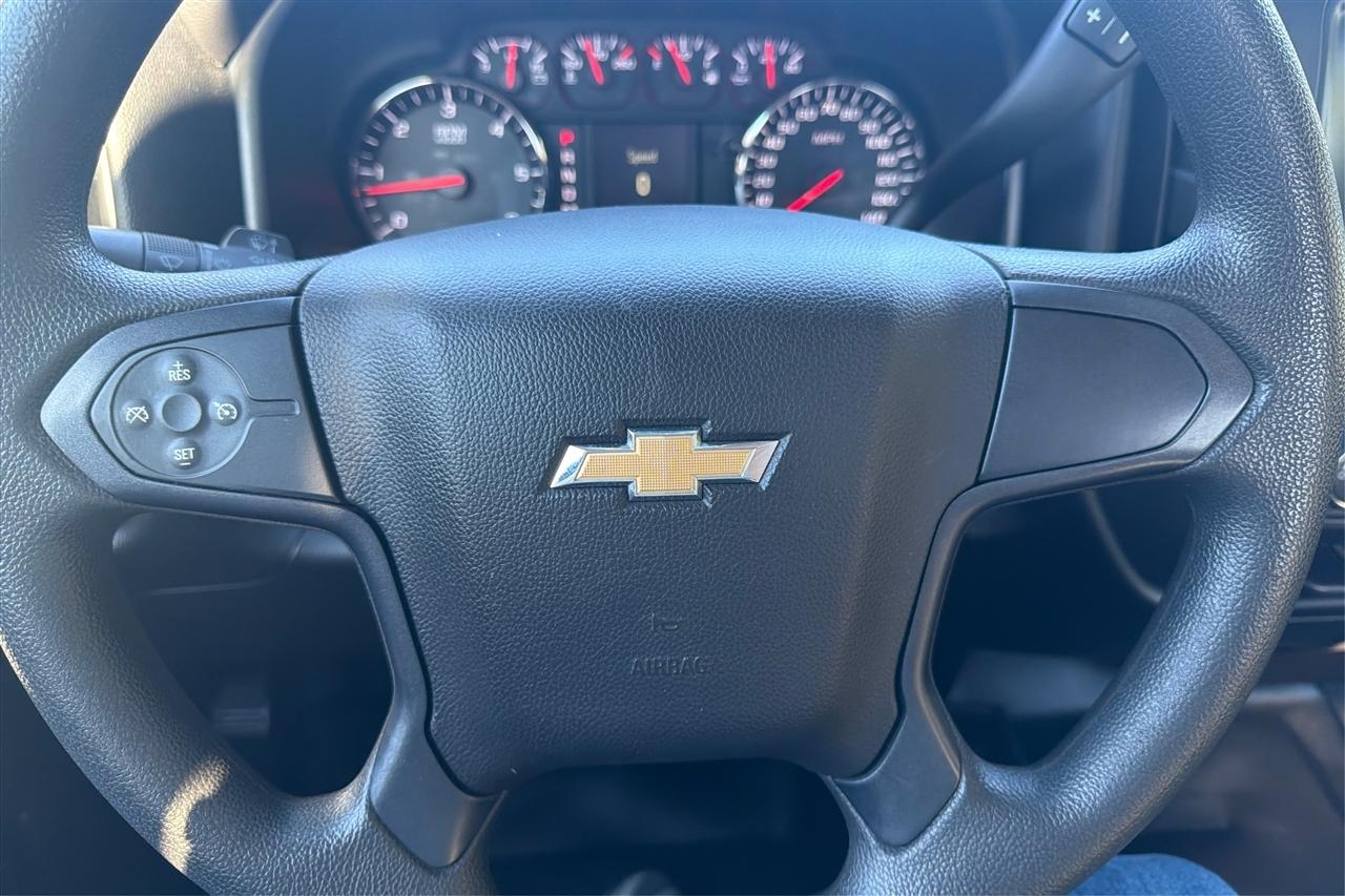 Chevrolet Silverado 1500 W/T Double Cab 4WD 2016