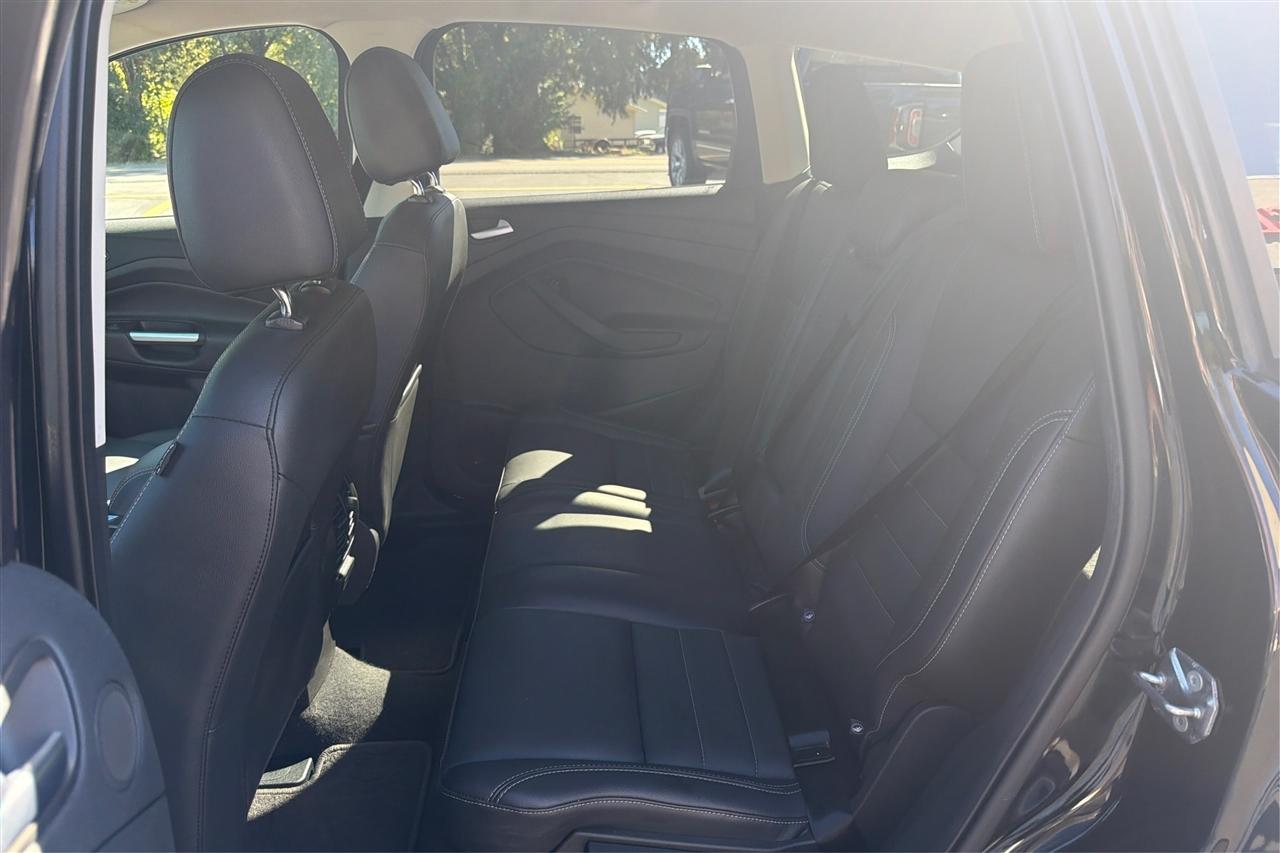 Ford Escape Titanium 4D SUV 4WD 2016