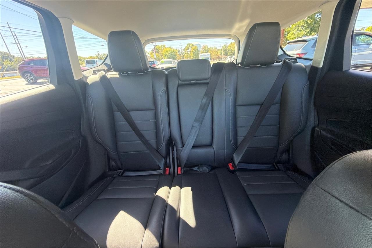 Ford Escape Titanium 4D SUV 4WD 2016
