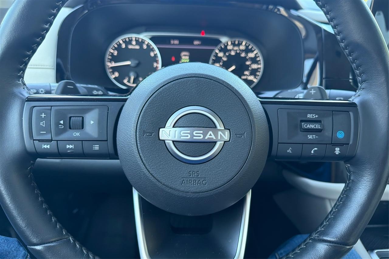 Nissan Pathfinder SL 4D SUV FWD 2024