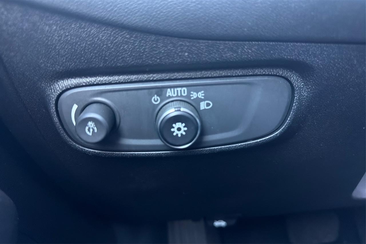 Chevrolet Equinox LT 4D SUV FWD 1.5T 2018