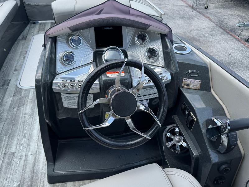 Crest Pontoons Savannah  2018