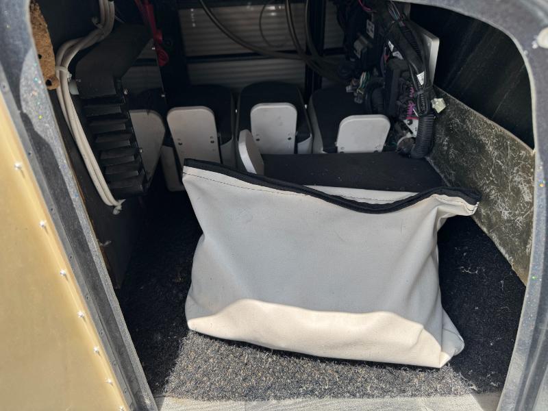 Crest Pontoons Savannah  2018