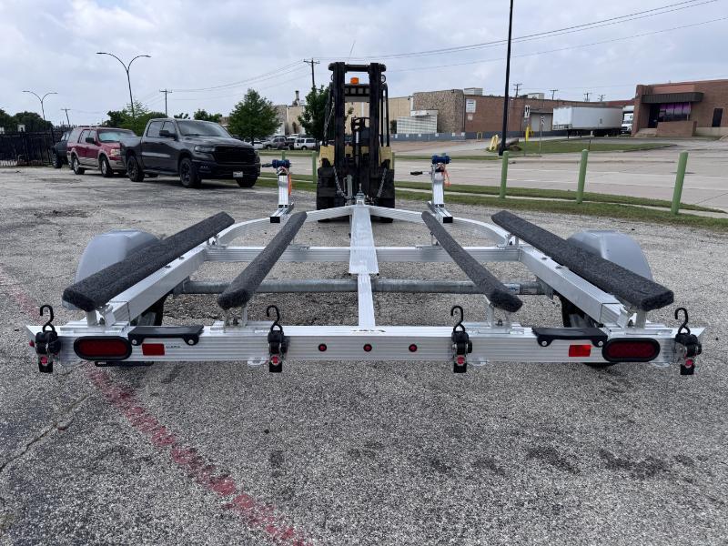 Triton Trailer  2022