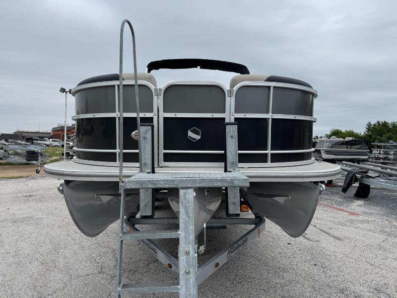 SouthBay Tritoon  2021