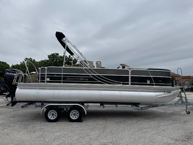 SouthBay Tritoon  2021