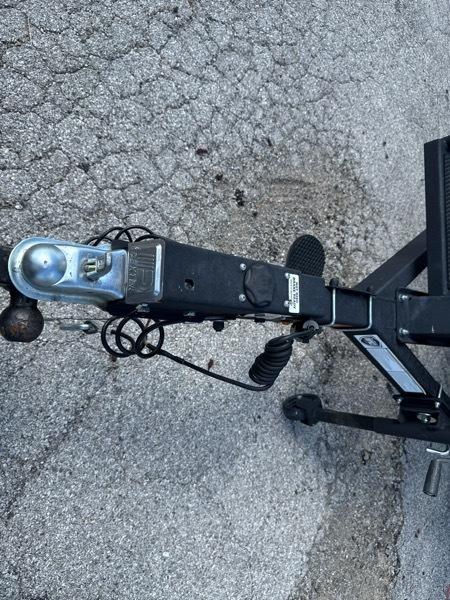 Sun Tracker Fishing Barge 22 DLX Base 2024