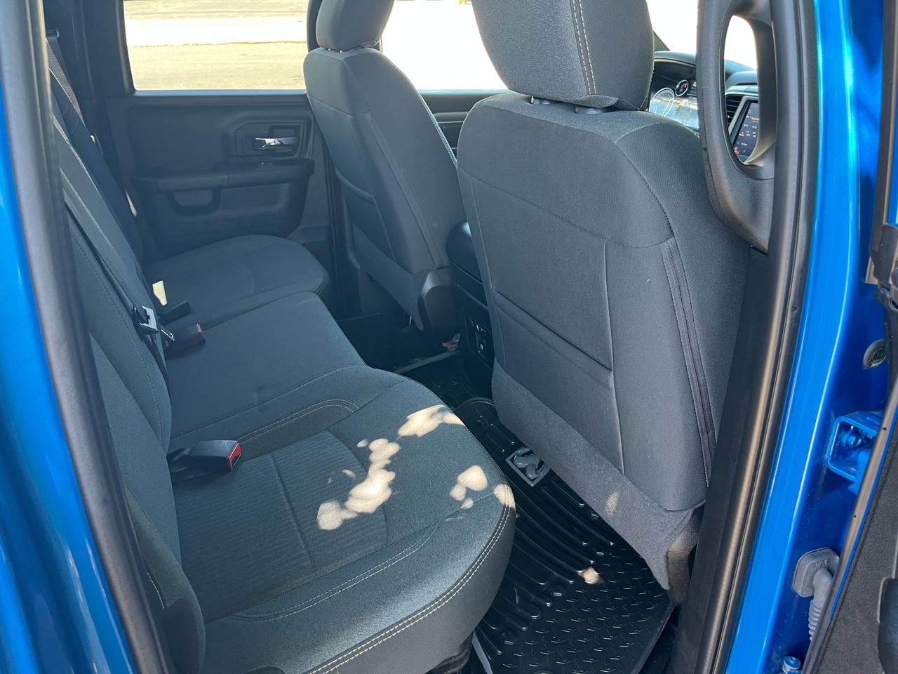 RAM 1500 Classic Warlock 4x4 Quad Cab 6'4" Box 2022