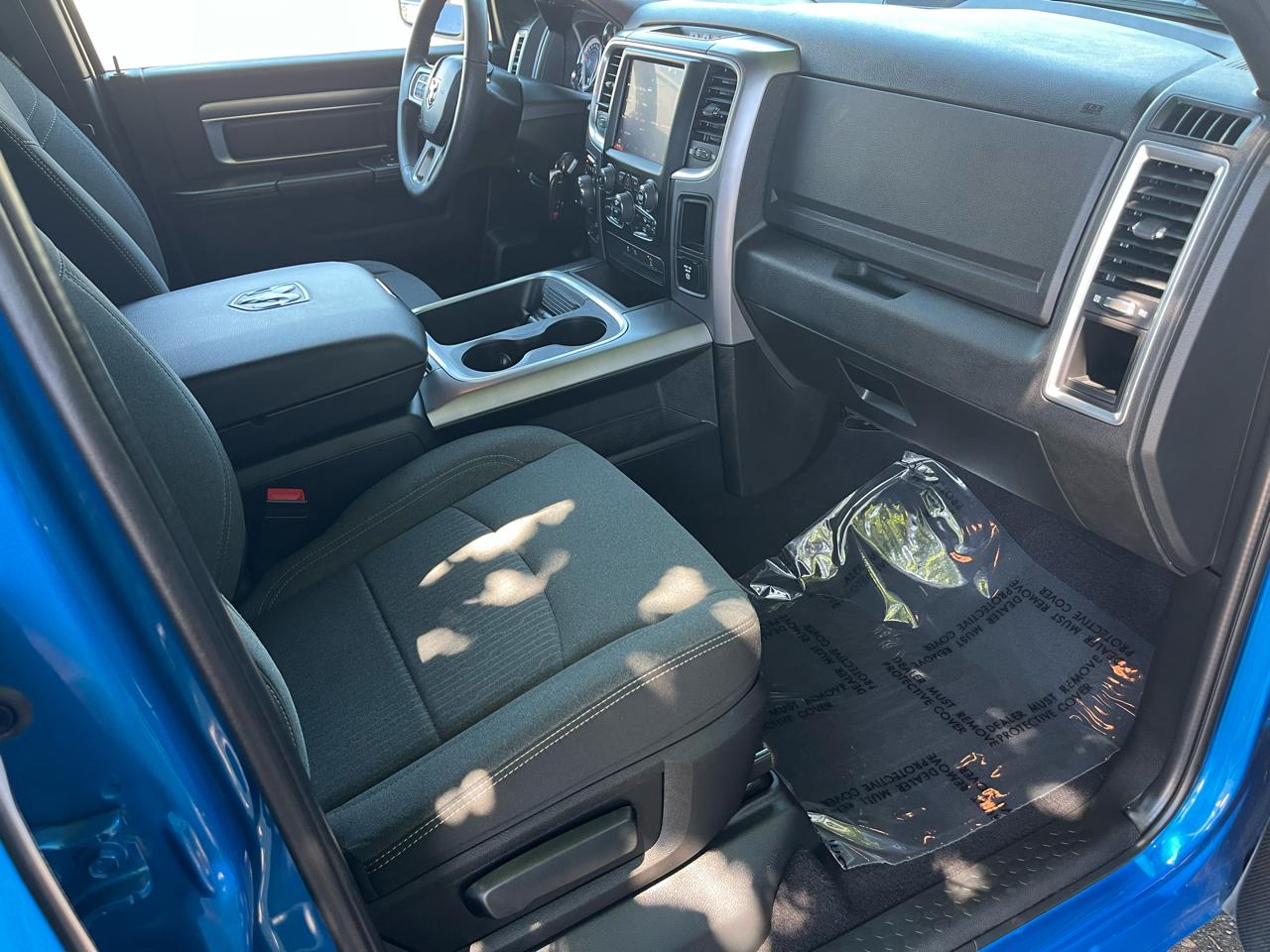 RAM 1500 Classic Warlock 4x4 Quad Cab 6'4" Box 2022