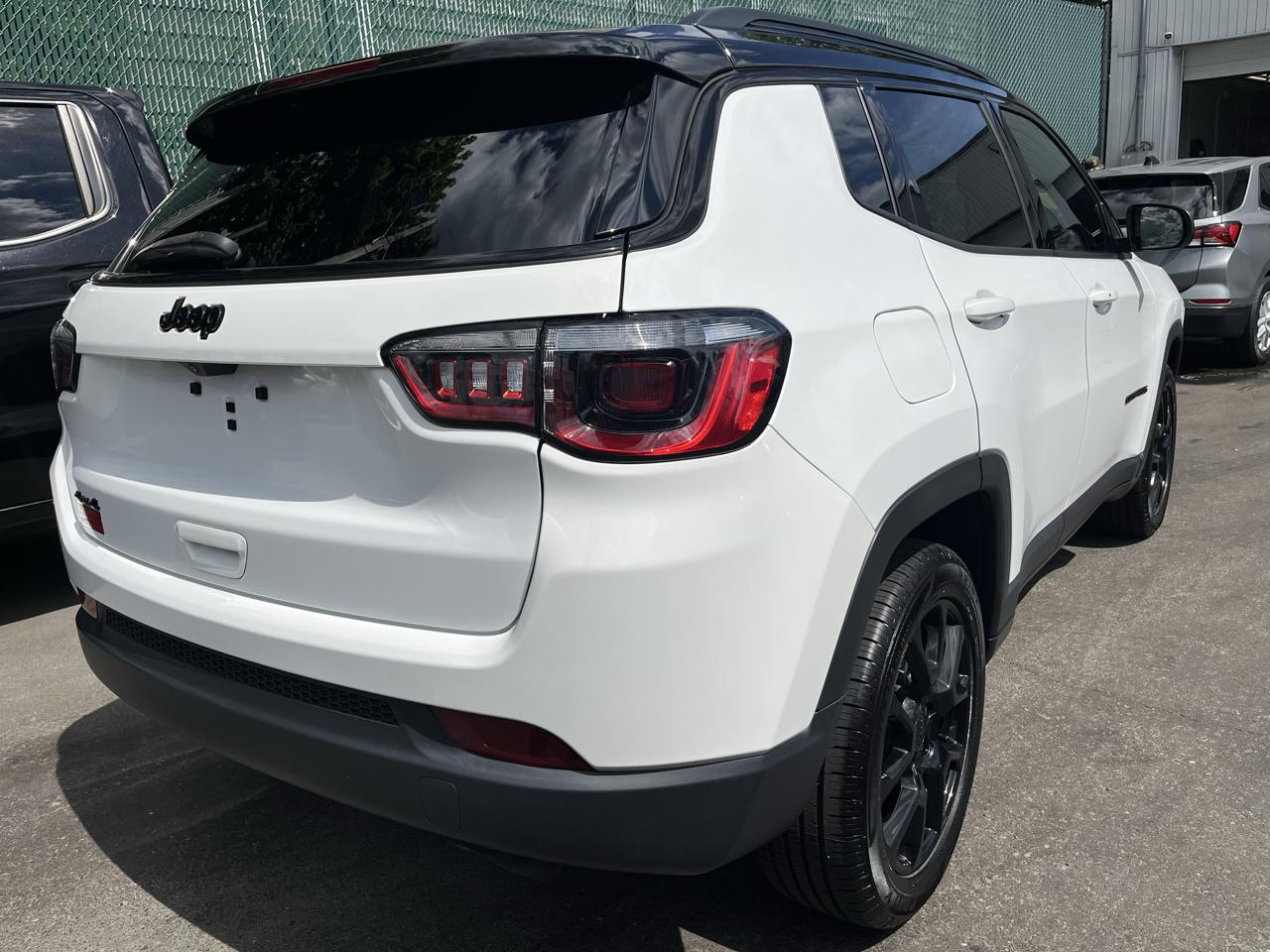 2022 Jeep Compass Altitude - Photo 2