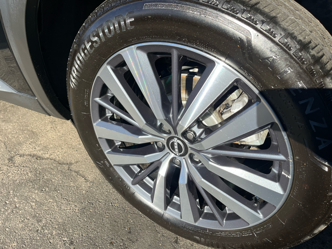 Nissan Pathfinder Platinum 4WD 2022