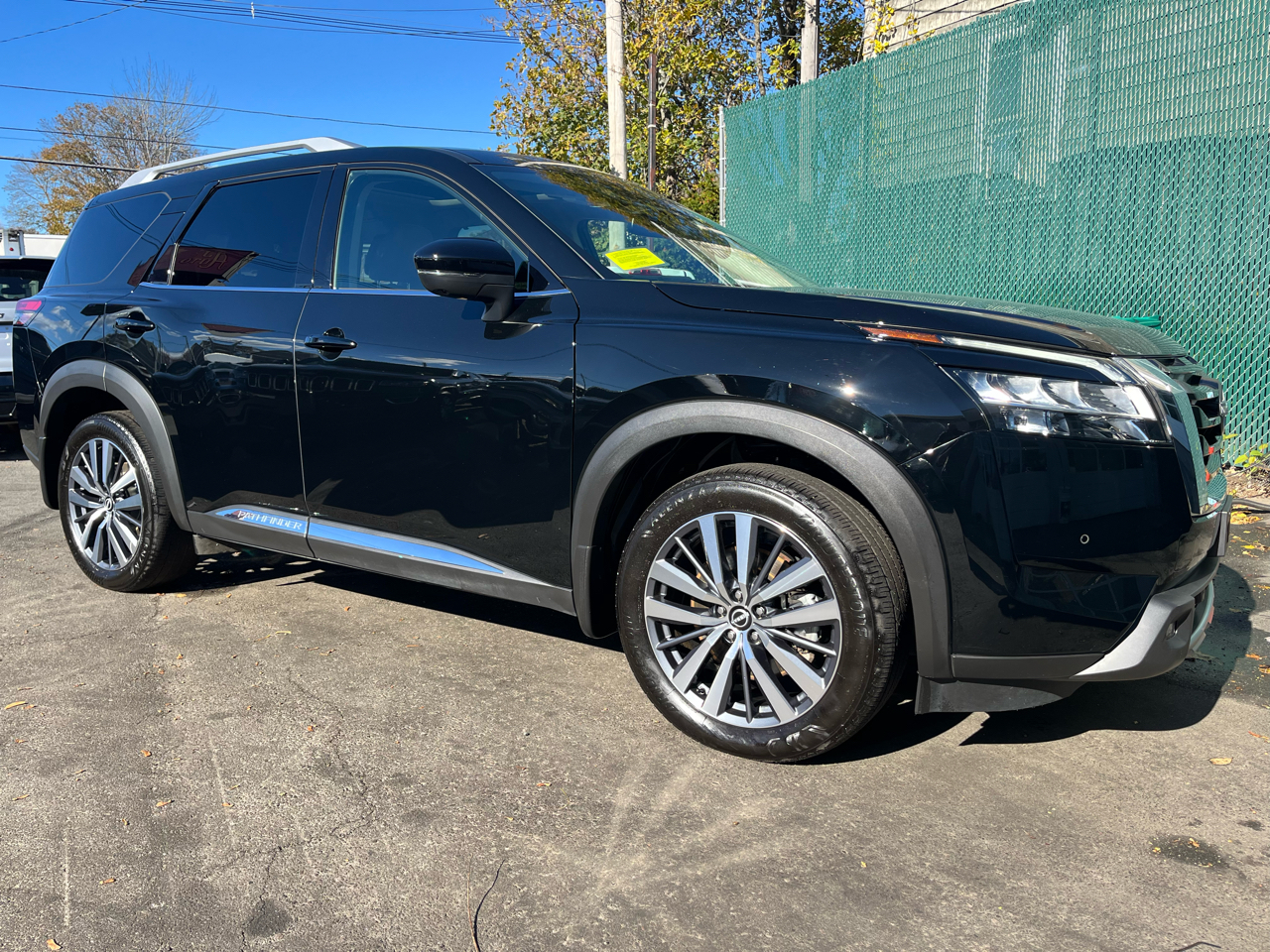 Nissan Pathfinder Platinum 4WD 2022