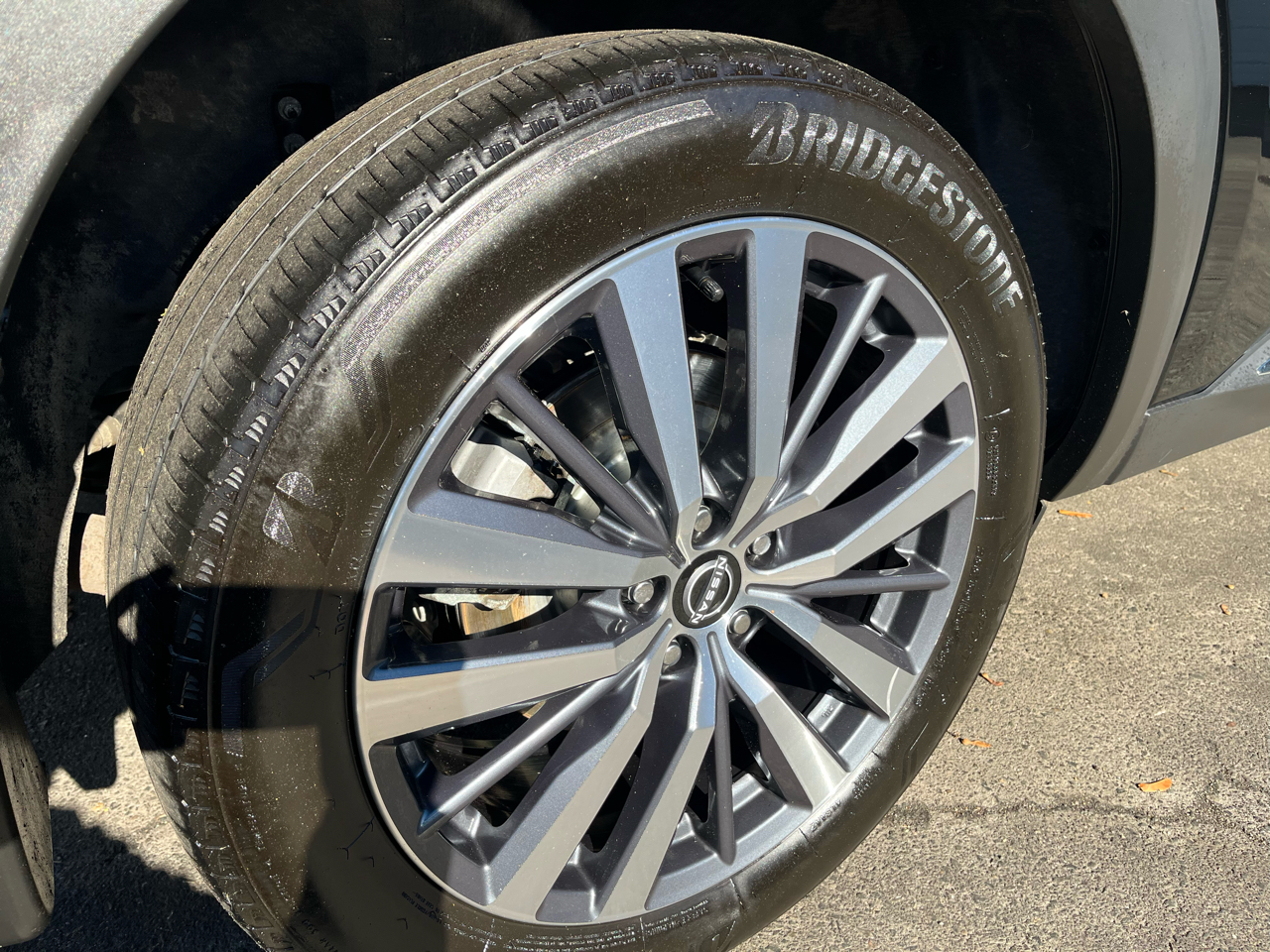 Nissan Pathfinder Platinum 4WD 2022