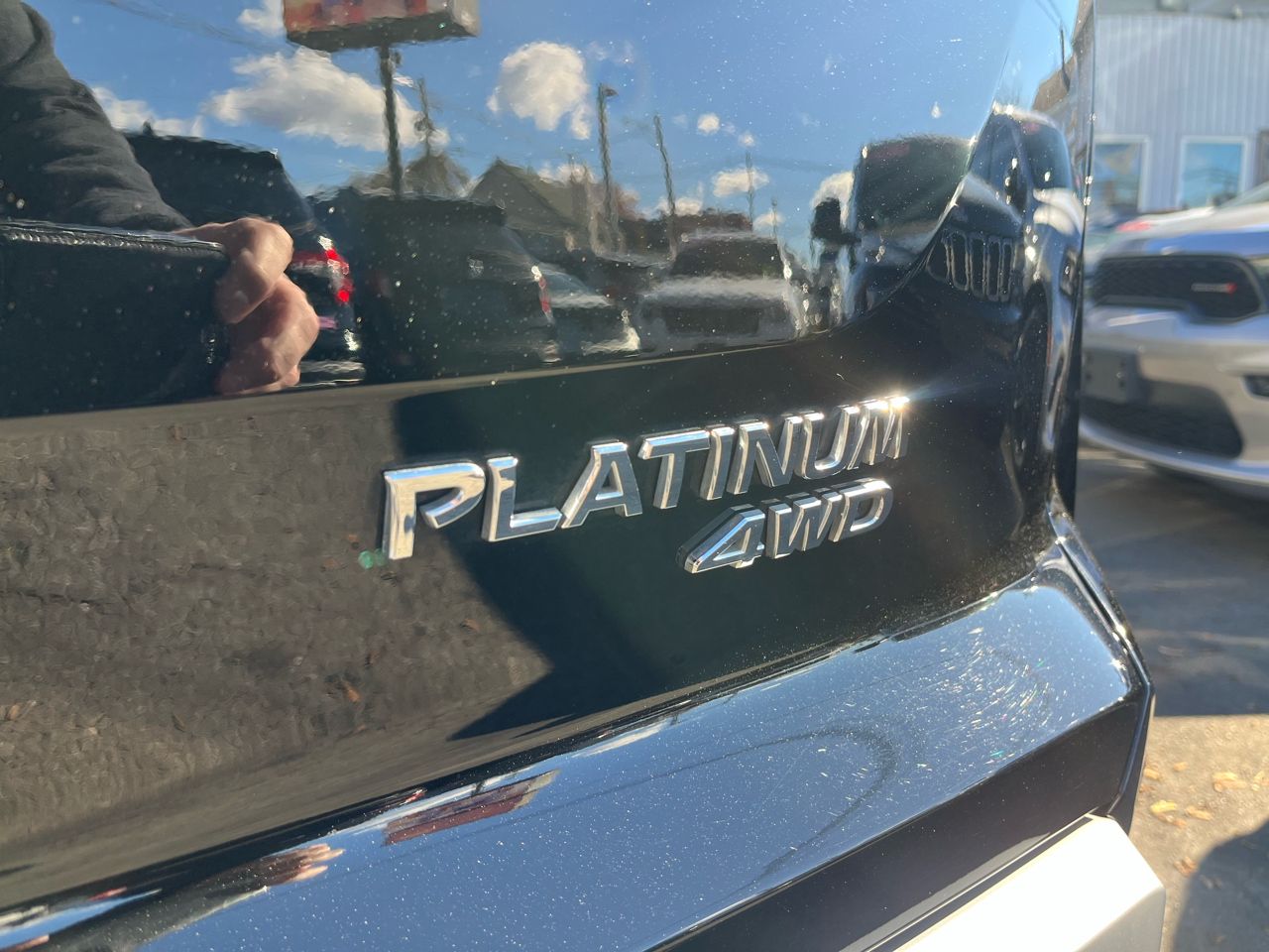 Nissan Pathfinder Platinum 4WD 2022