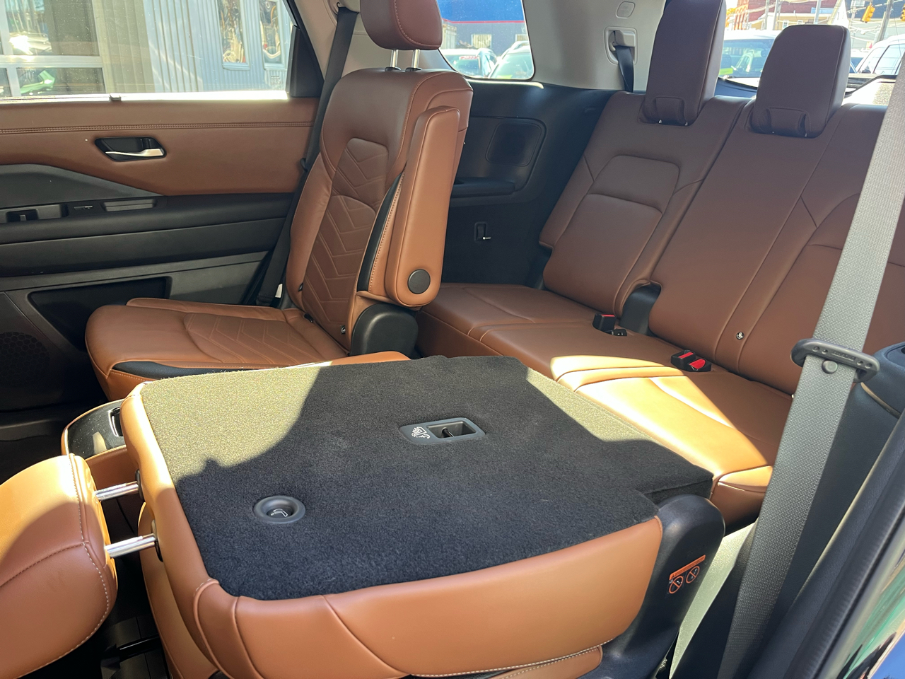 Nissan Pathfinder Platinum 4WD 2022