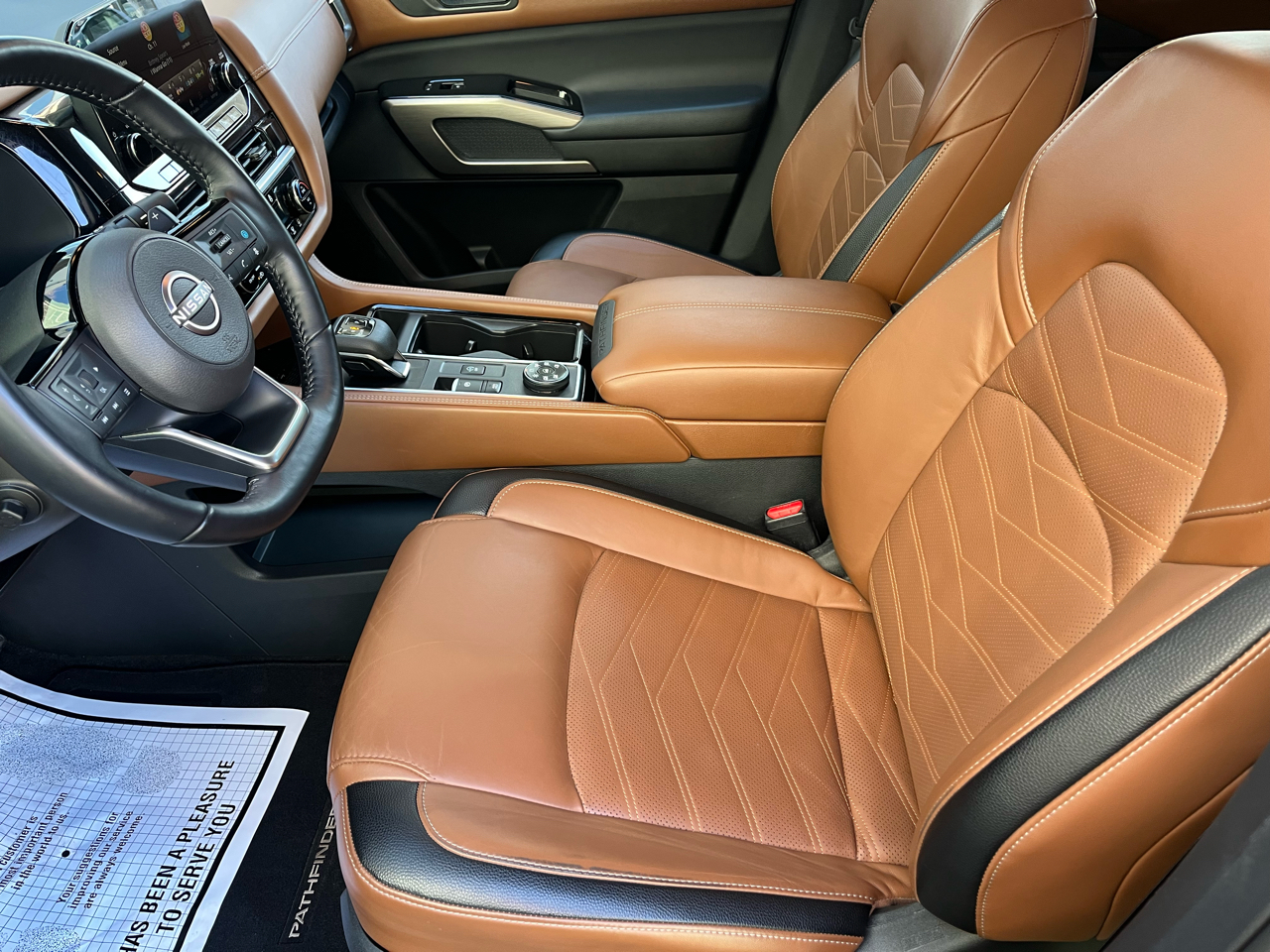 Nissan Pathfinder Platinum 4WD 2022