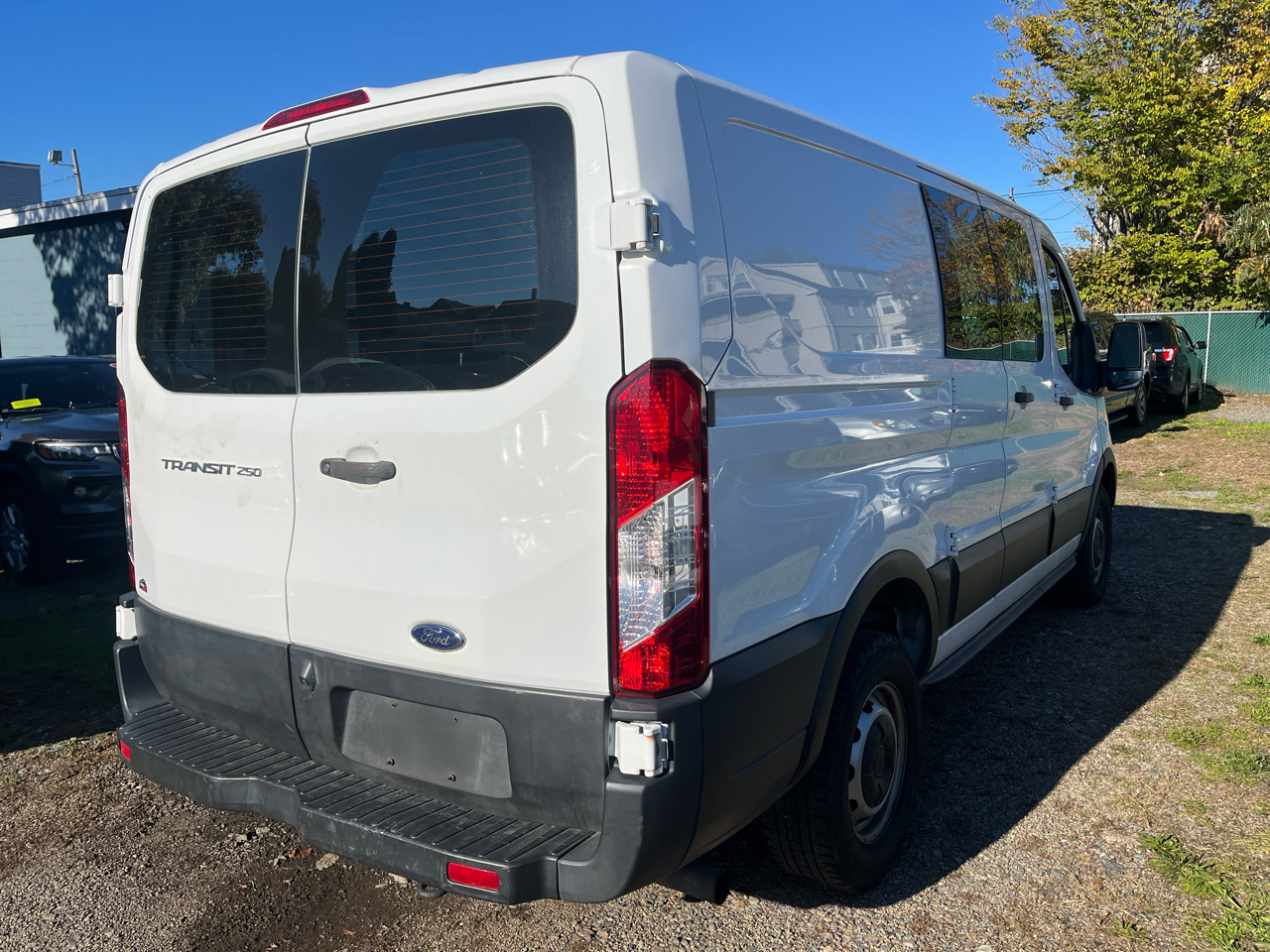 Ford Transit Cargo Van T-250 130" Low Rf 9070 GVWR RWD 2021 Ford Transit Cargo Van T-250 130" Low Rf 9070 GVWR RWD 2021