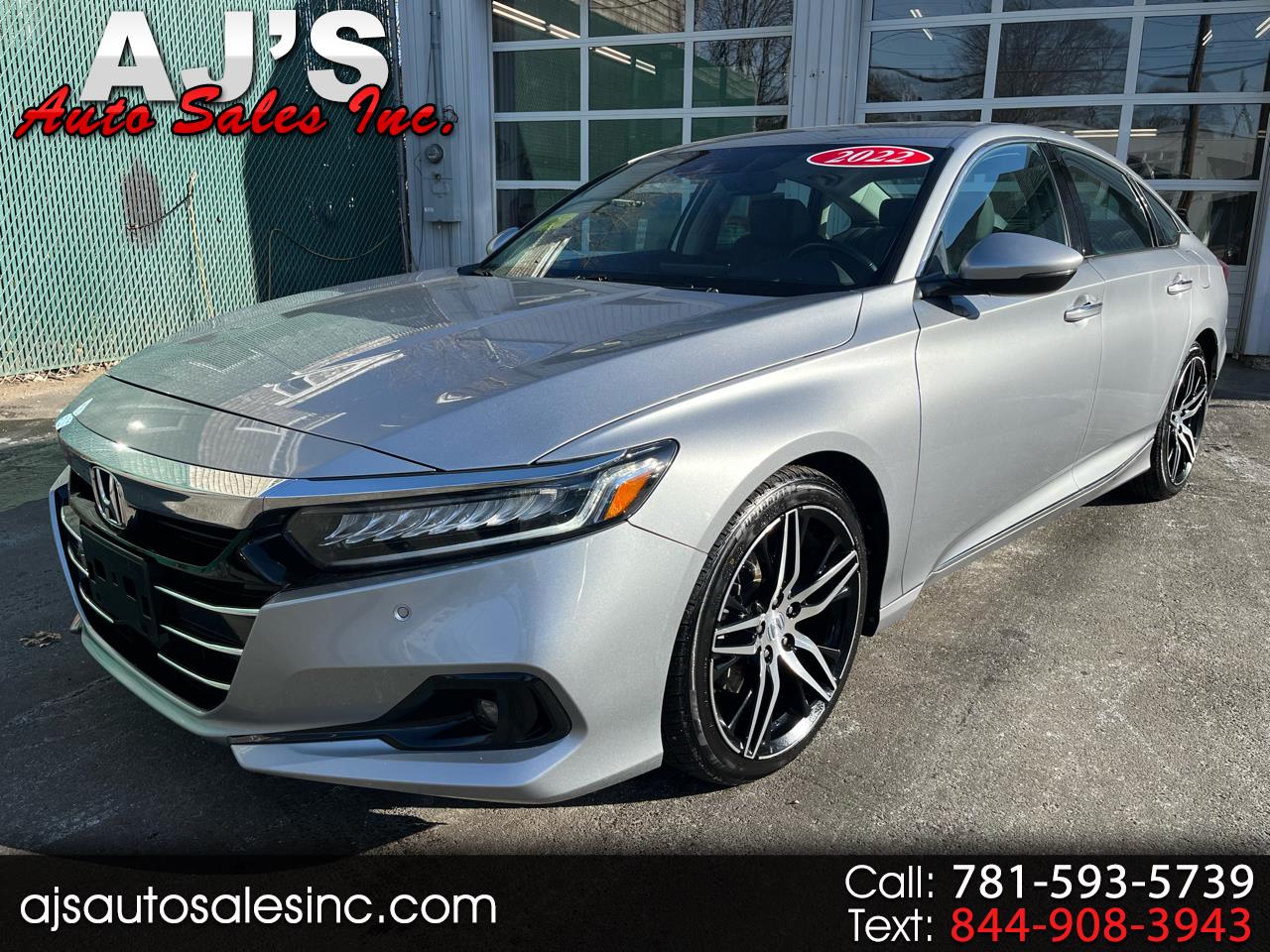 2022 Honda Accord Touring's photo