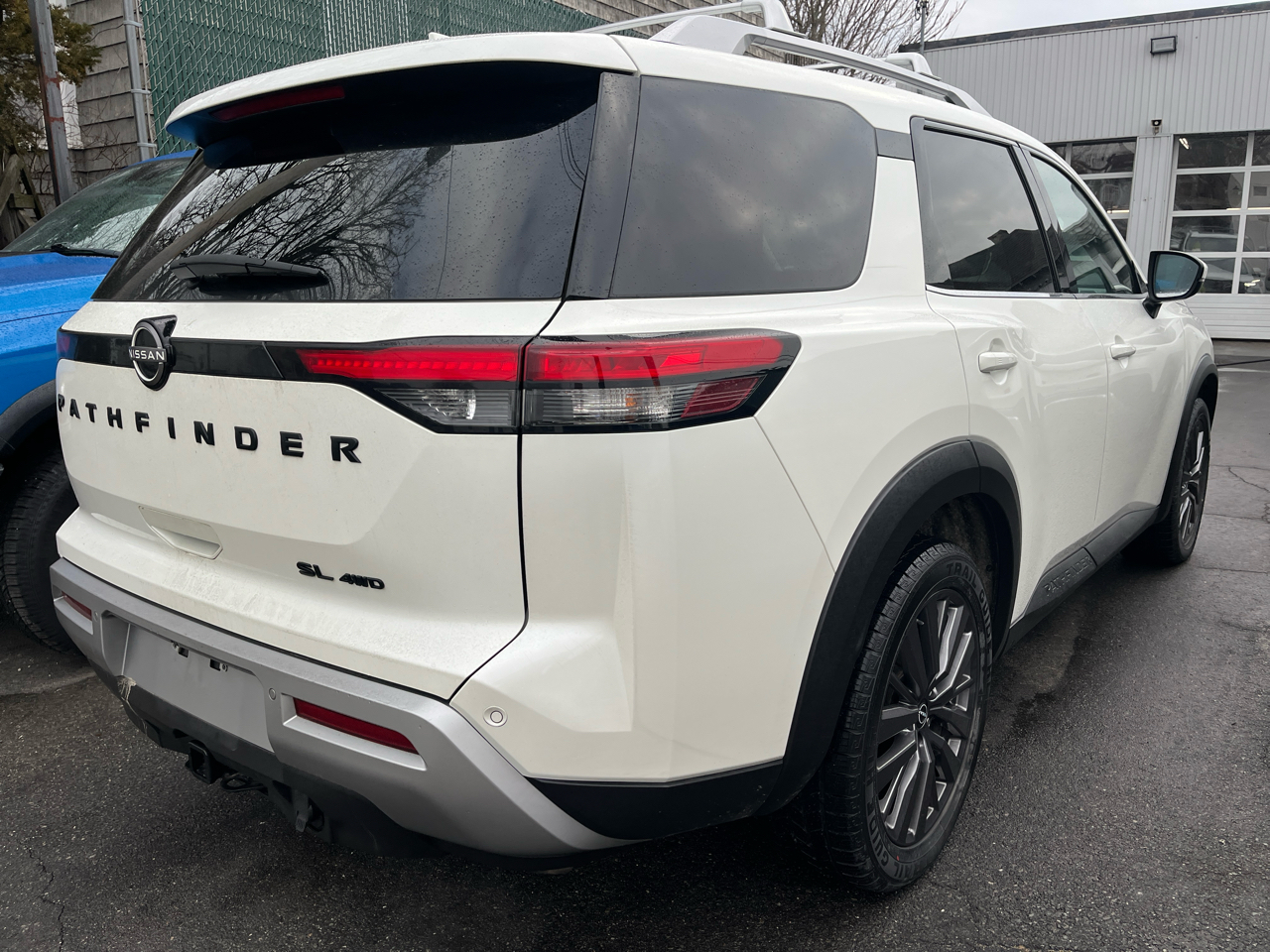 Nissan Pathfinder SL 4WD 2023