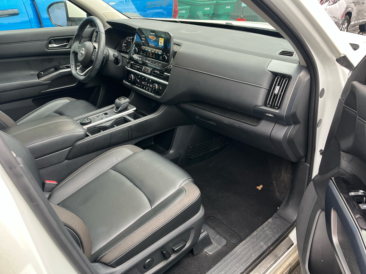 Nissan Pathfinder SL 4WD 2023